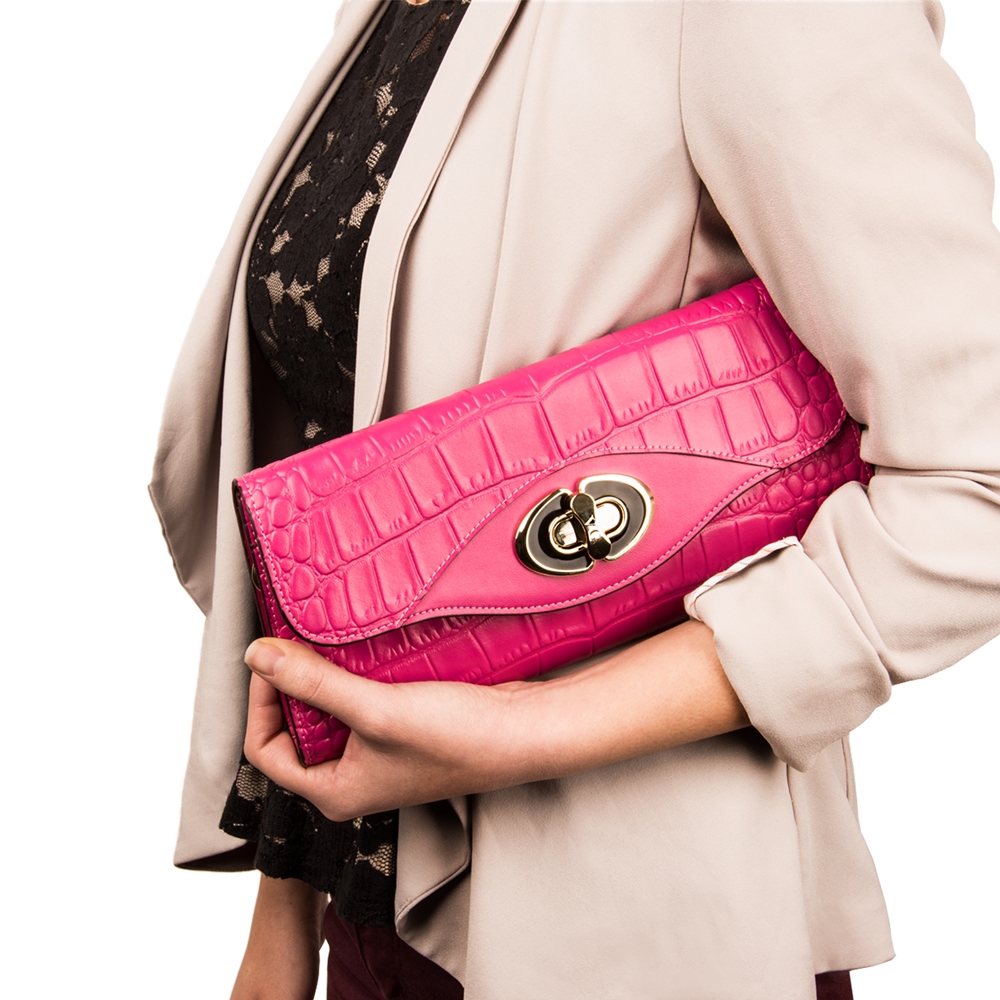 Cassie Leather Clutch (Magenta)